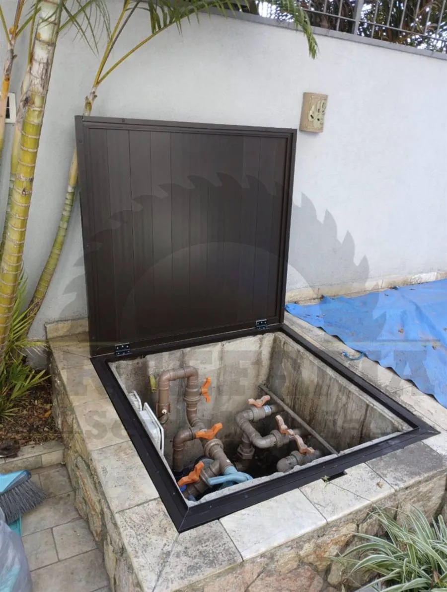 Portinhola de alumínio para casa de máquinas ou motor de piscina